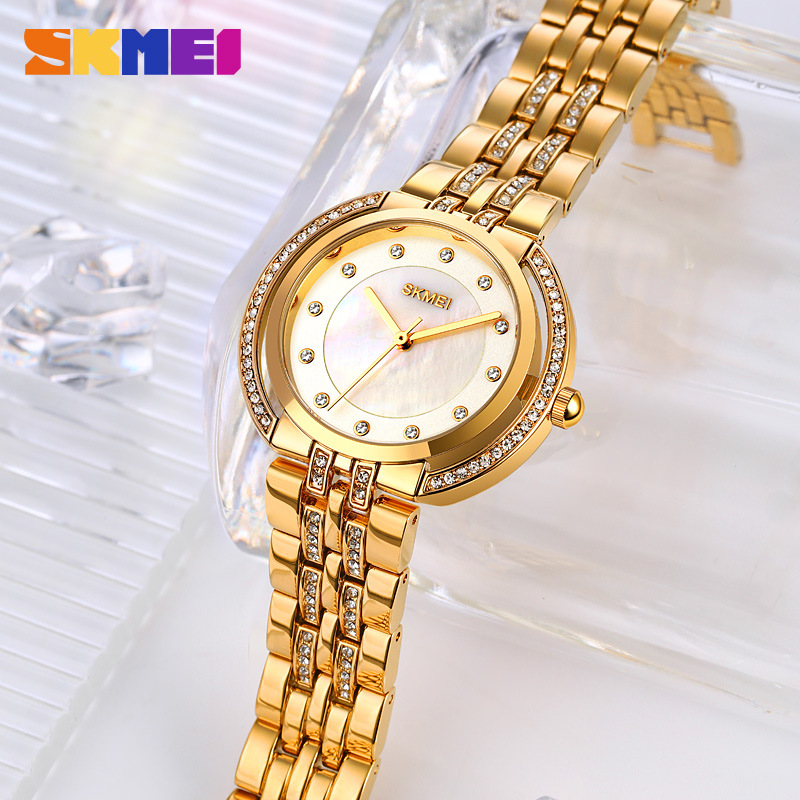 Relógio de Pulso Feminino de Q - Luxury Watch Display avaliação e preço
